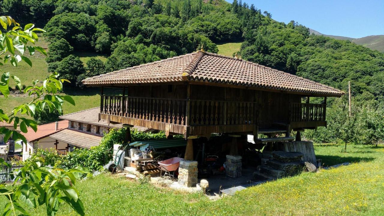 Casa Gayon Apartment Pola De Allande Luaran gambar