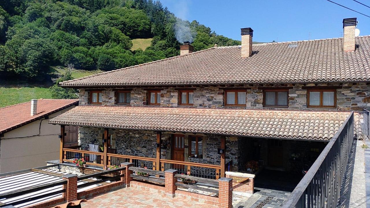 Casa Gayon Apartment Pola De Allande Luaran gambar