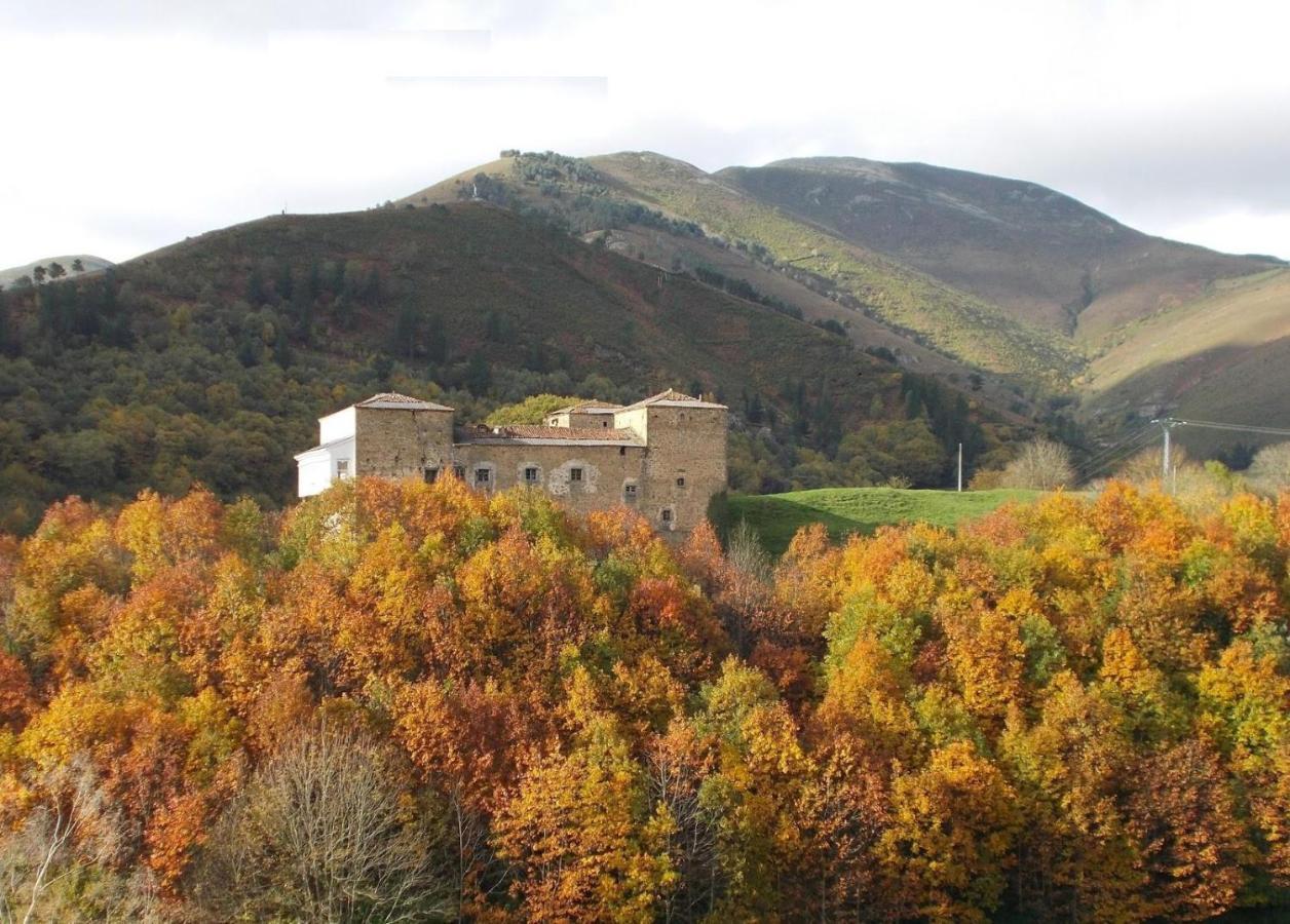 Casa Gayon Apartment Pola De Allande Luaran gambar