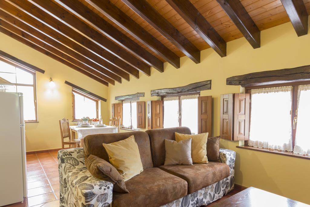 Casa Gayon Apartment Pola De Allande Luaran gambar